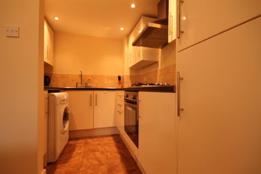 3 bed flat, Grosvenor Road, Jesmond, Newcastle, NE22RQ - Image 1